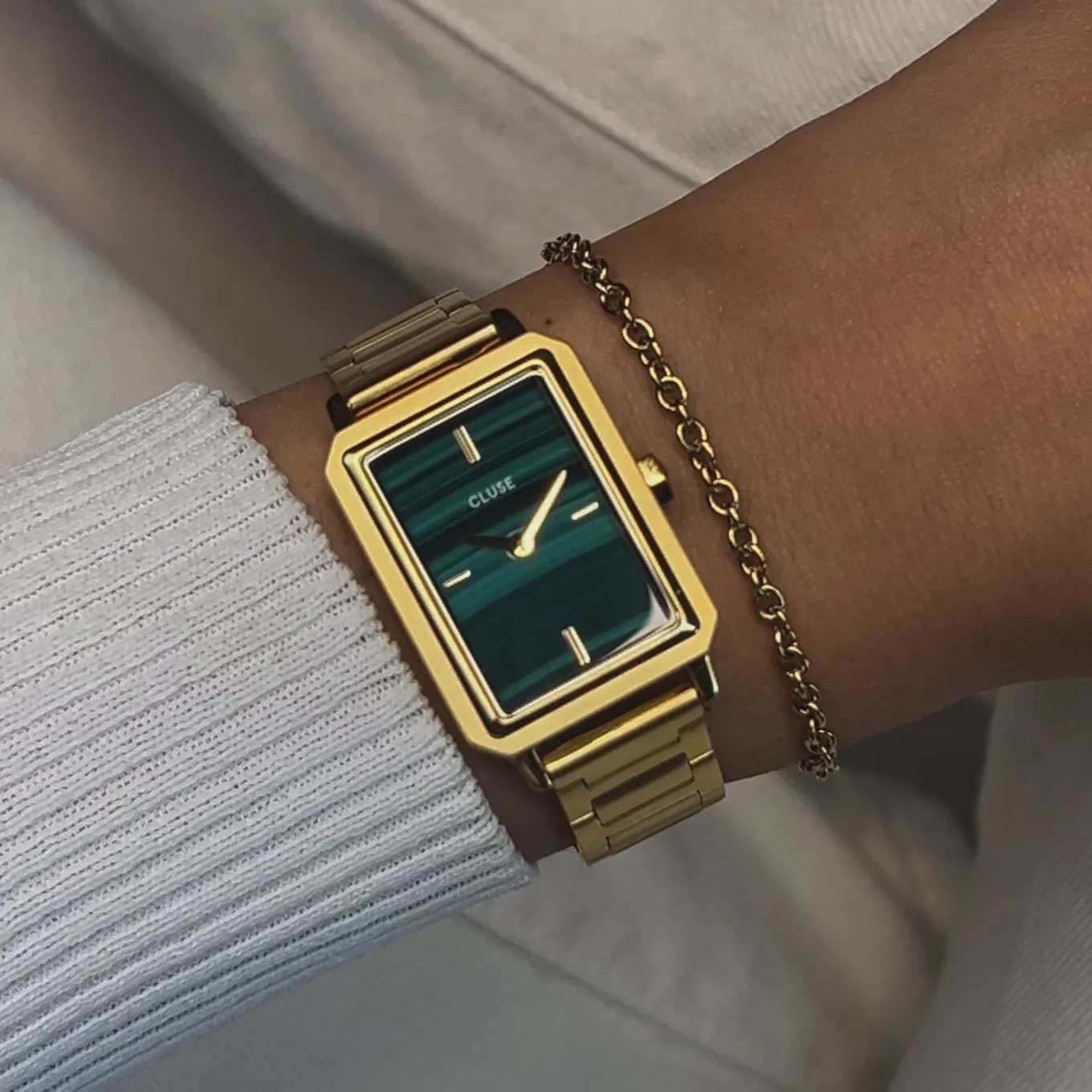 Shop Gift Box Fluette Steel Green Watch and Round Chain Bracelet, Gold Colour Damen Fluette